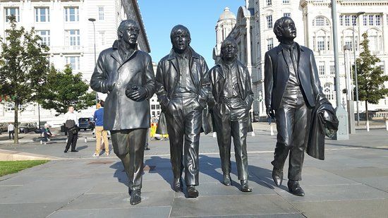 Estátua The Beatles